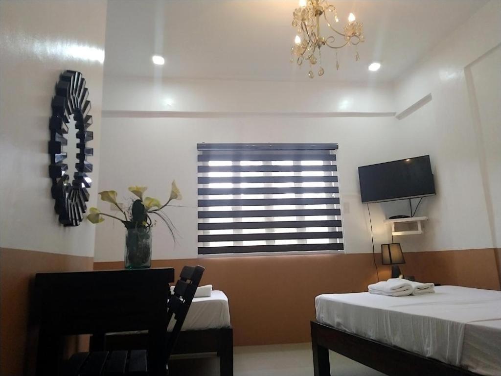 Jil'S Apartelle Tagaytay City ภายนอก รูปภาพ