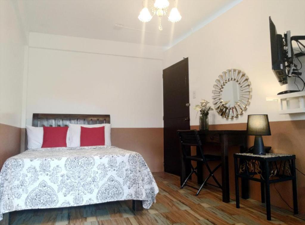 Jil'S Apartelle Tagaytay City ภายนอก รูปภาพ